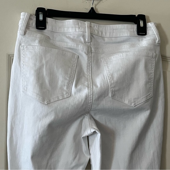 NYDJ Women's White Jeans “Ami Skinny” Lift Tuck Style size 6 - Picture 7 of 16